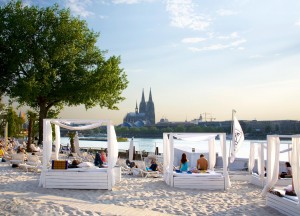 Köln am Rhein (Foto: Wikimedia Commons - KölnKongress GmbH/Public Domain)